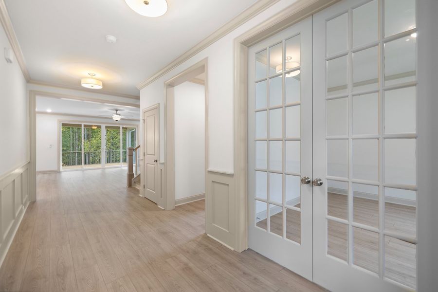 Representative unfurnished interior of a home built from the The Hampton by RobuckHomes in Baylee Ridge, Selma (Image 173).