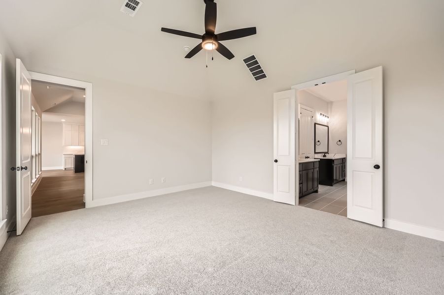 Spacious, unfurnished interior of a new home in BridgeWater 60s, Midlothian (Image 32). Spacious, unfurnished interior of a new home in BridgeWater 60s, Midlothian (Image 32).
