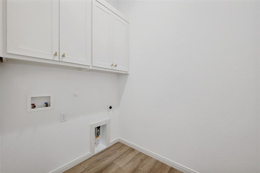 Spacious, unfurnished interior of a new home in , Frisco (Image 25).