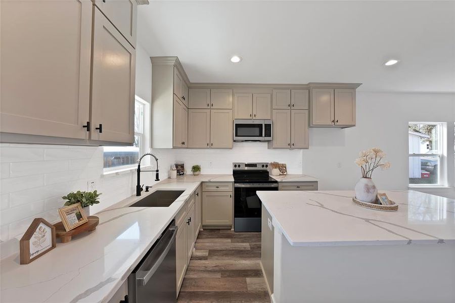 Furnished interior view inside a new home in , East Tawakoni (Image 10).