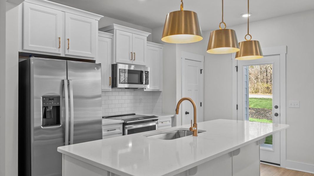 Well-designed kitchen with a center island and tasteful finishes that elevate everyday living in Simpsonville, SC