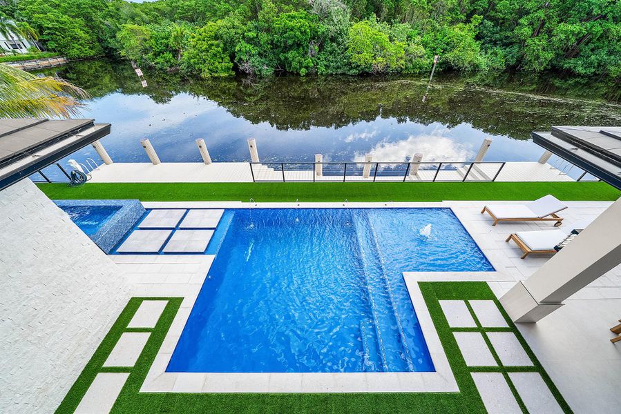 Spacious, unfurnished interior of a new home in , Boca Raton (Image 19).