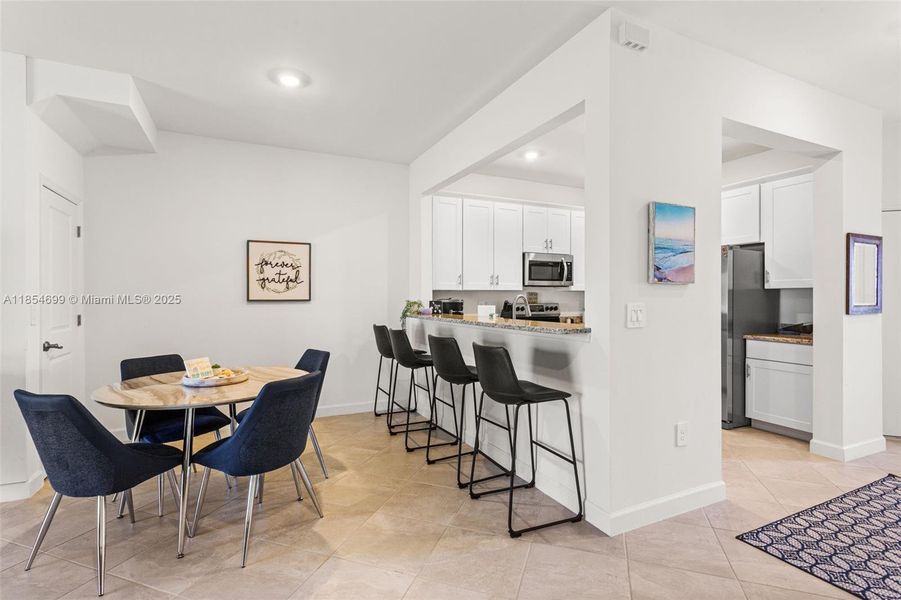 Furnished interior view inside a new home in , Fort Myers (Image 17).