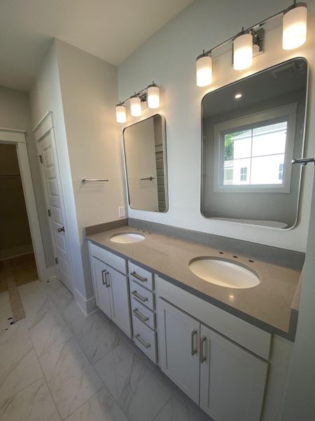 Furnished interior view inside a new home in Waterloo Estates, Johns Island (Image 8).