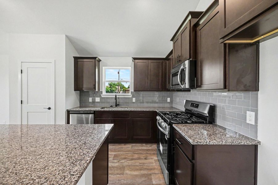 Furnished interior view inside a new home in , Angleton (Image 13).