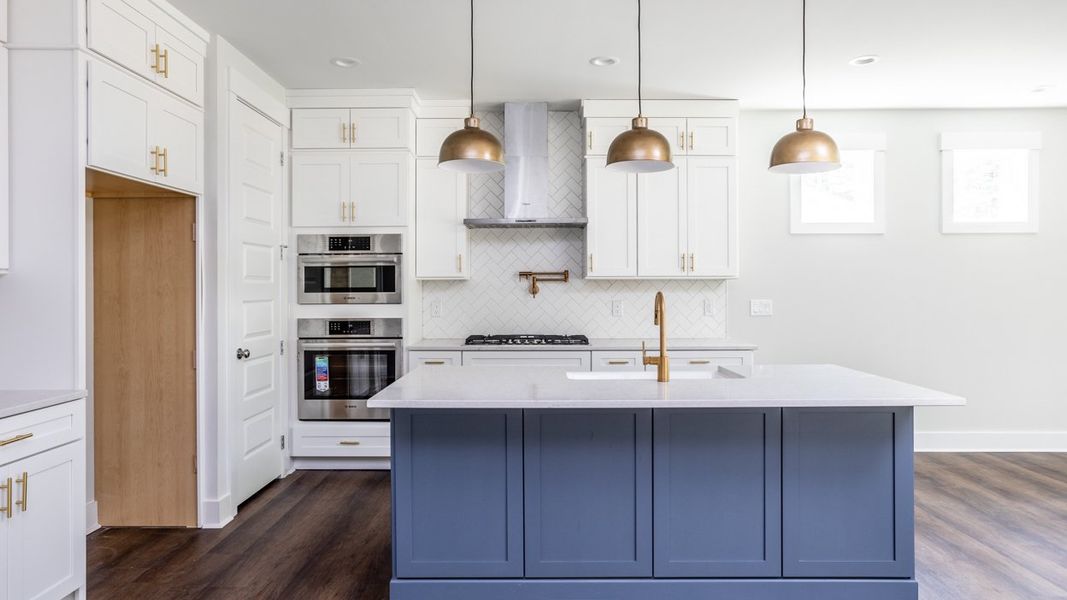 Kitchen (Pantry)