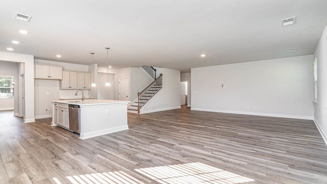 Image 40 representing the HARBOR OAK by D.R. Horton in Haven View, Murrells Inlet, SC.