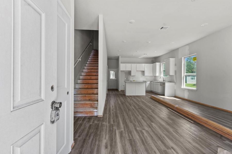 Image 28 of a home in . Image 28 of a home in .