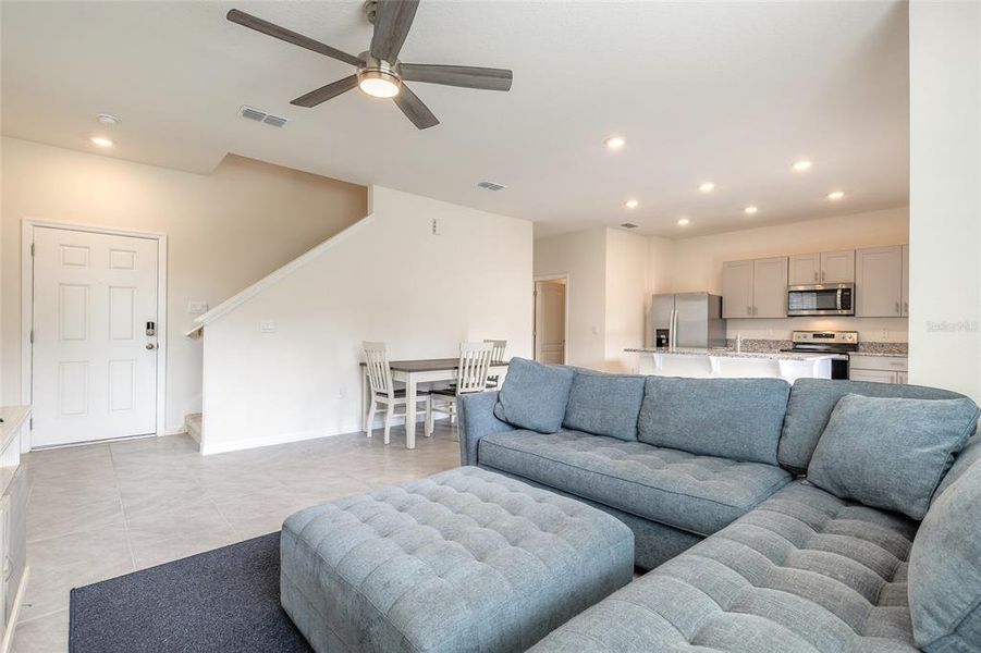 Furnished interior view inside a new home in , New Smyrna Beach (Image 25). Furnished interior view inside a new home in , New Smyrna Beach (Image 25).