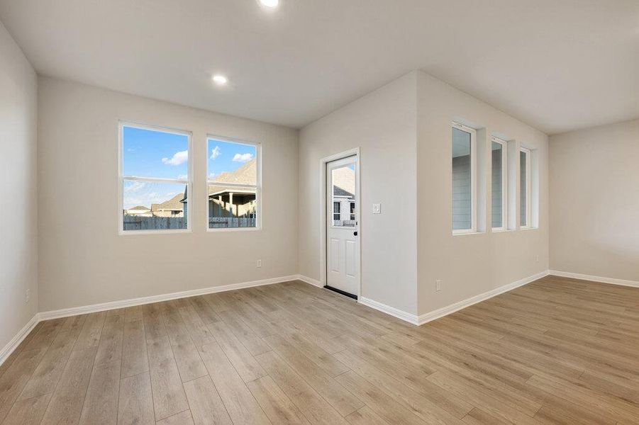 Spacious, unfurnished interior of a new home in Berry Creek Highlands, Georgetown (Image 38). Spacious, unfurnished interior of a new home in Berry Creek Highlands, Georgetown (Image 38).