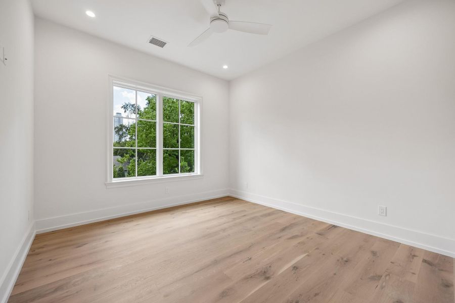 Spacious, unfurnished interior of a new home in , Houston (Image 37). Spacious, unfurnished interior of a new home in , Houston (Image 37).