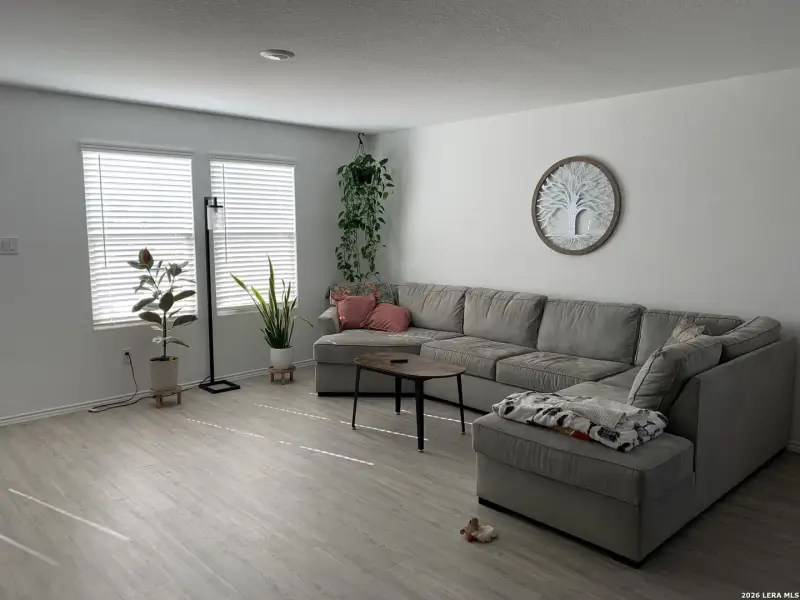 Furnished interior view inside a new home in Steelwood Trails, New Braunfels (Image 12).