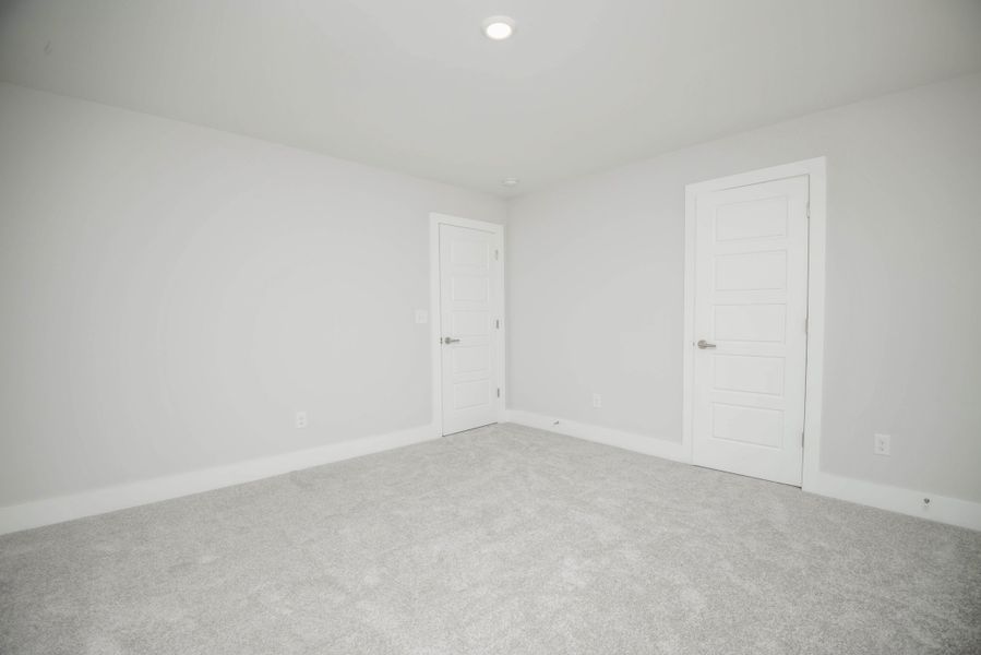 *Photo of example home. Selections and Finishes May Vary.* *Photo of example home. Selections and Finishes May Vary.*