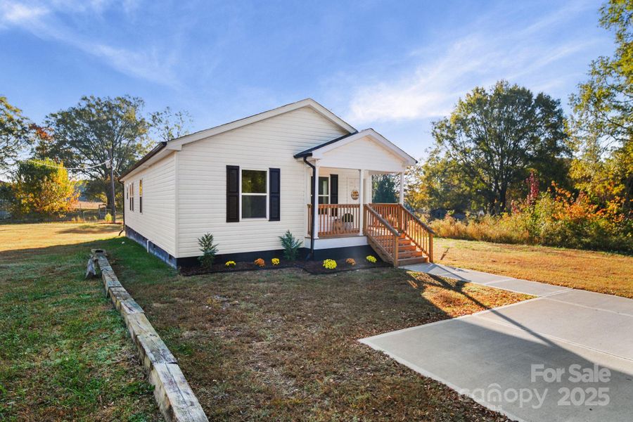 Image 21 of a home in .