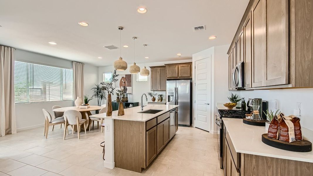 3524 Cottonwood Kitchen 2of3 F1 Base5