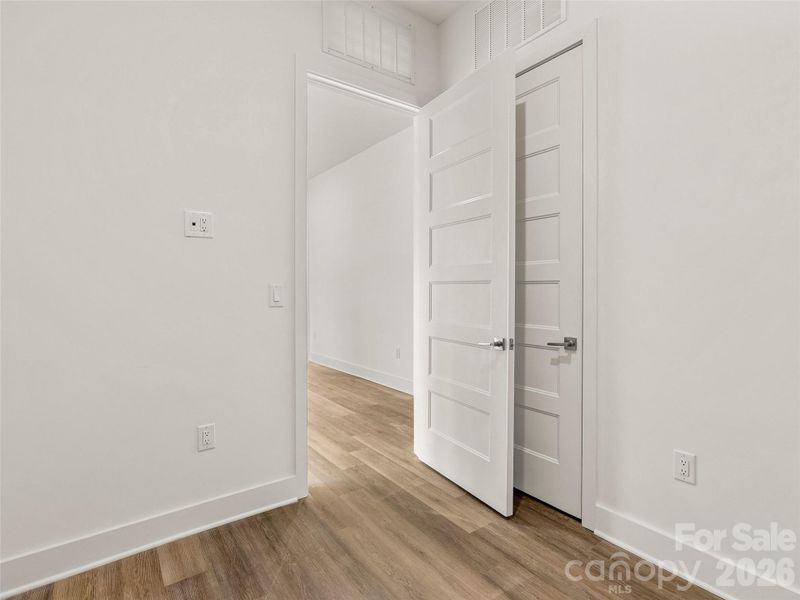 Spacious, unfurnished interior of a new home in , Asheville (Image 23).