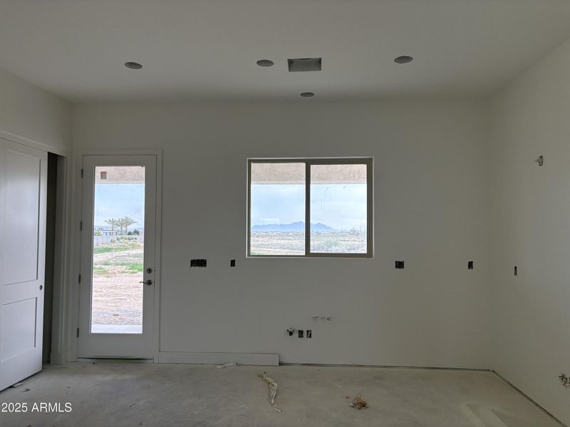 9087 W Li,est one Mountain