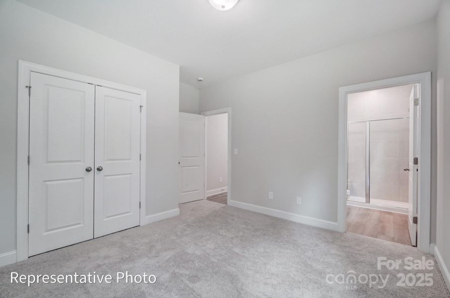Spacious, unfurnished interior of a new home in Harmony, Harrisburg (Image 13).