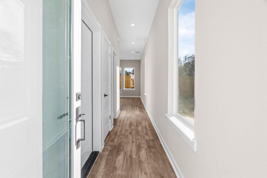 Spacious, unfurnished interior of a new home in , Houston (Image 24).