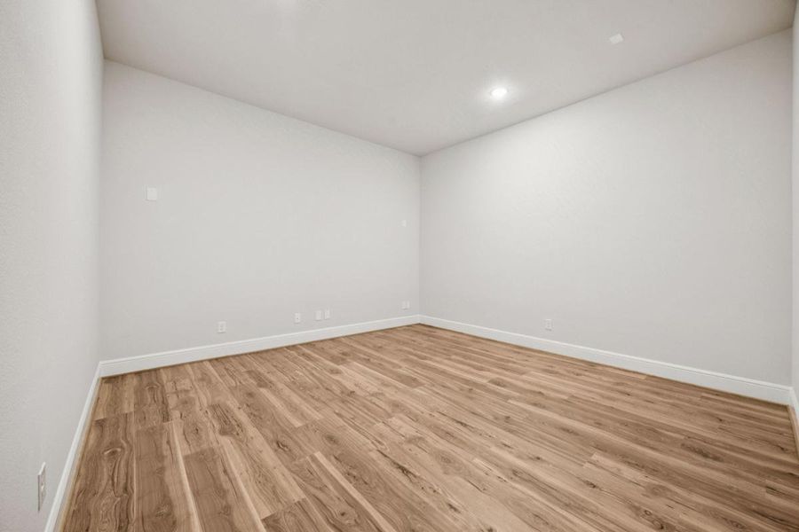 Representative unfurnished interior of a home built from the Grand Maison III by Grand Homes in Kings Crossing, Parker (Image 22).