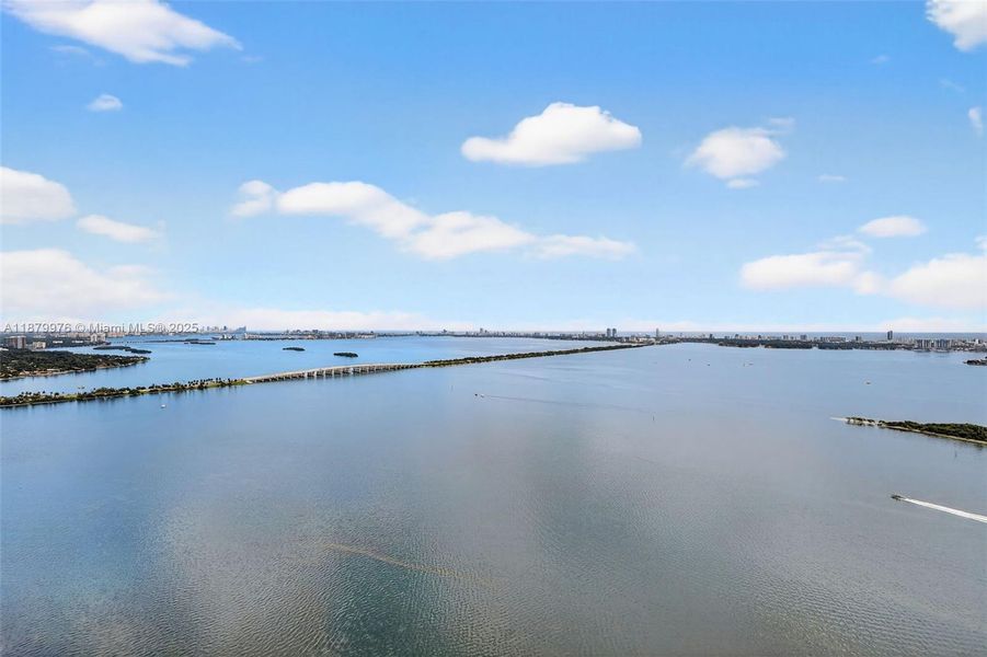 Image 37 of a home in .