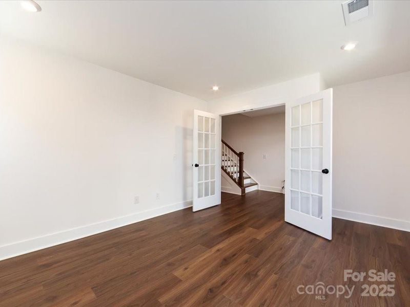 First Floor Flex Ideal for Home Office or Lounge