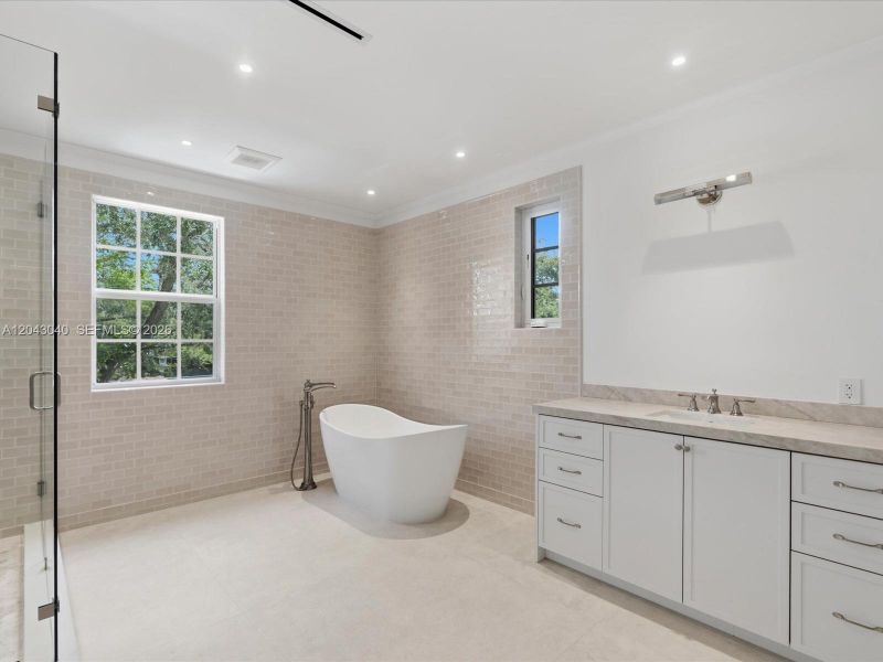 Furnished interior view inside a new home in , South Miami (Image 40).