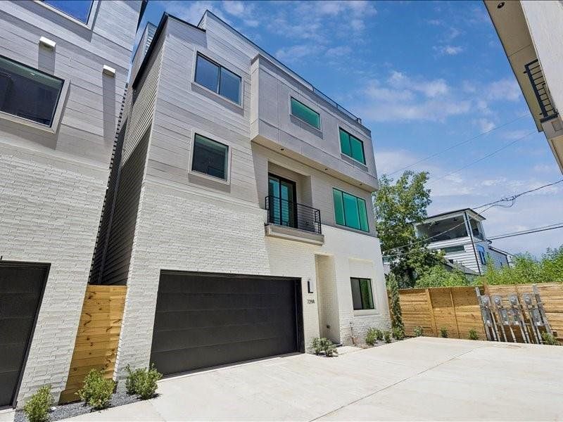 Front exterior of a new home in , Houston, TX, highlighting curb appeal (Image 2).