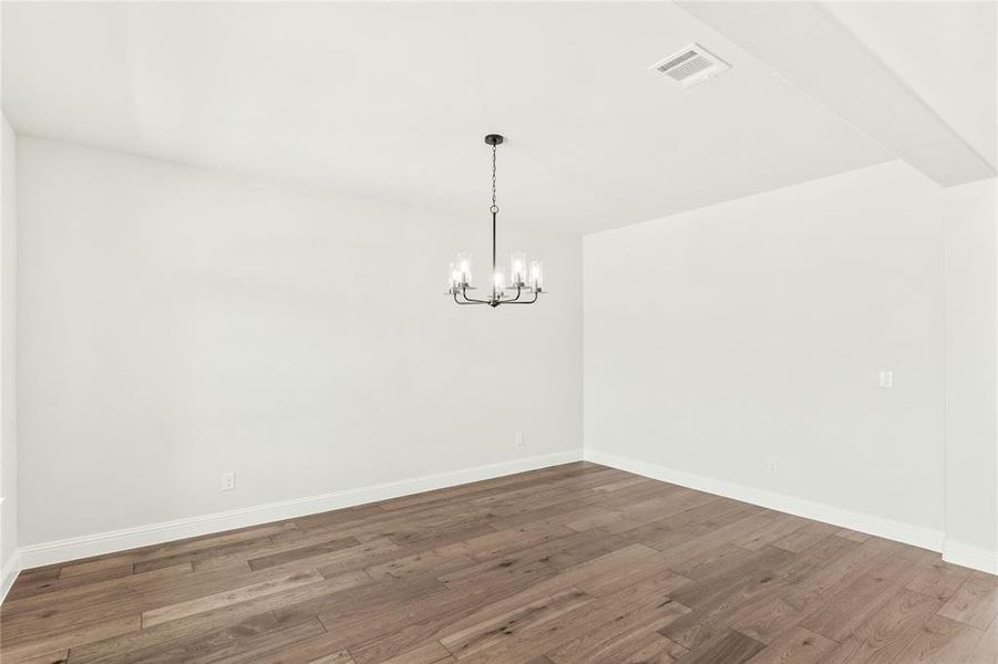 Spacious, unfurnished interior of a new home in Liberty, Melissa (Image 21).