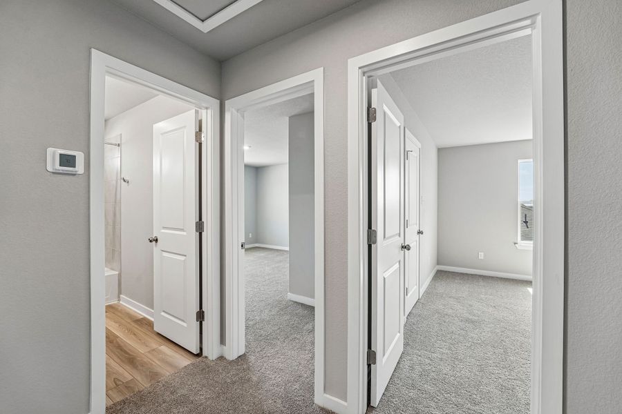 Spacious, unfurnished interior of a new home in Hillside Village, Temple (Image 14). Spacious, unfurnished interior of a new home in Hillside Village, Temple (Image 14).