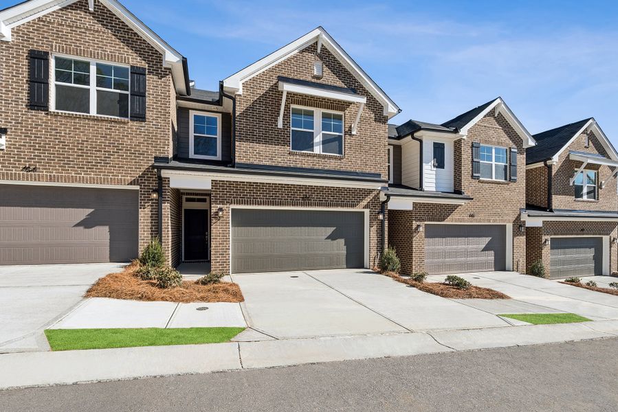 Front exterior of a new home in Grandview Terrace, Canton, GA, highlighting curb appeal (Image 18).