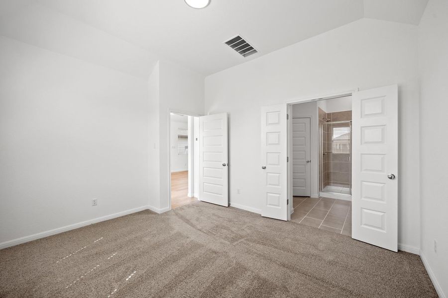 Spacious, unfurnished interior of a new home in Trinity Ranch, Elgin (Image 18). Spacious, unfurnished interior of a new home in Trinity Ranch, Elgin (Image 18).