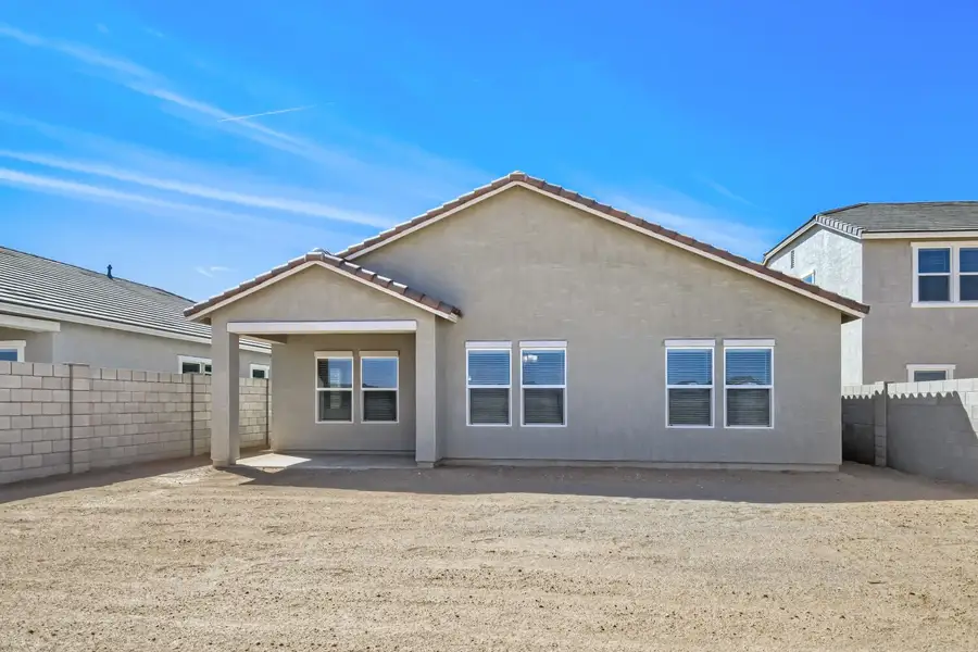1,705sf New Home in Maricopa, AZ.  - Slide 32