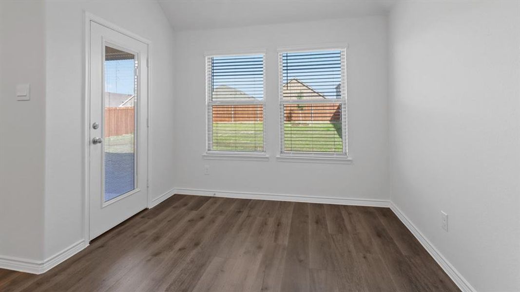 Spacious, unfurnished interior of a new home in Winchester Crossing, Princeton (Image 27).