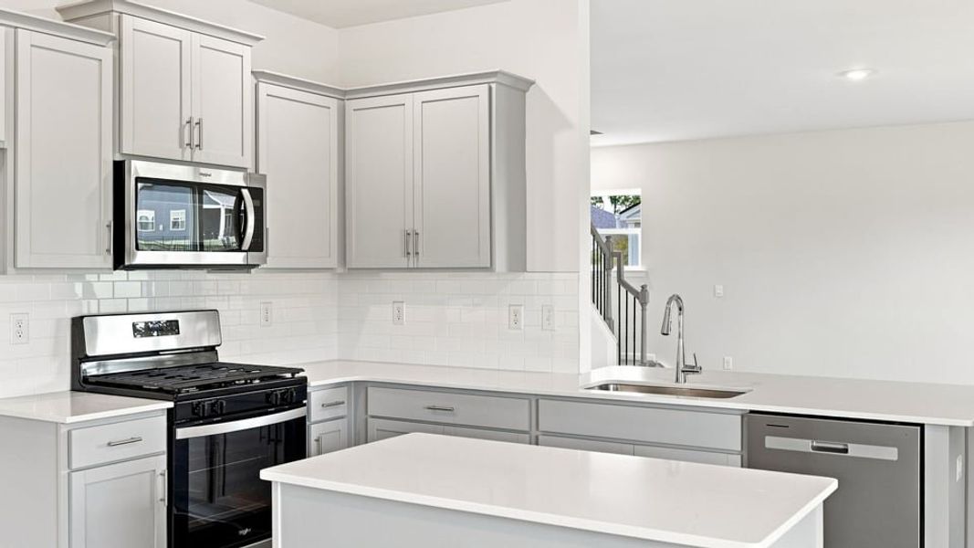 Furnished interior view inside a new home in Hunters Ridge, Woodruff (Image 10).