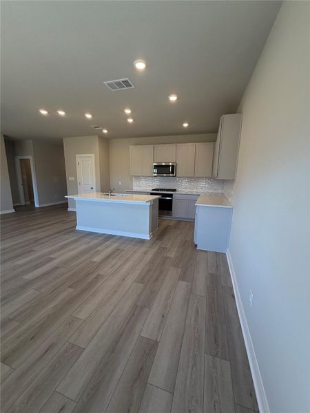 Casual Dining to Kitchen