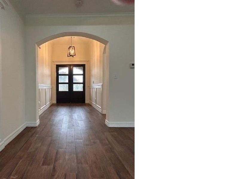 Spacious, unfurnished interior of a new home in , Beaumont (Image 10).