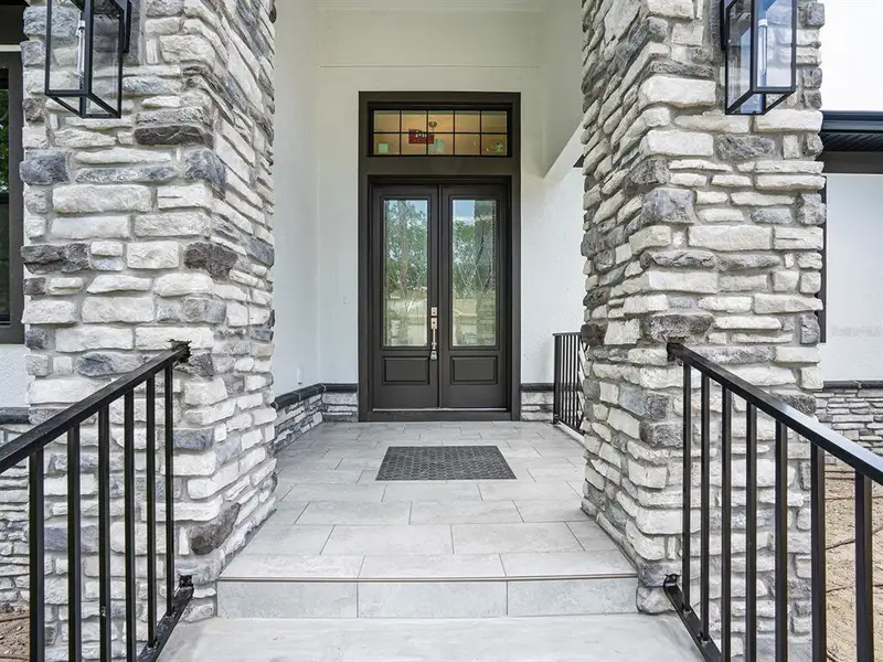 Exterior details and patio area of a home in , Safety Harbor (Image 3).