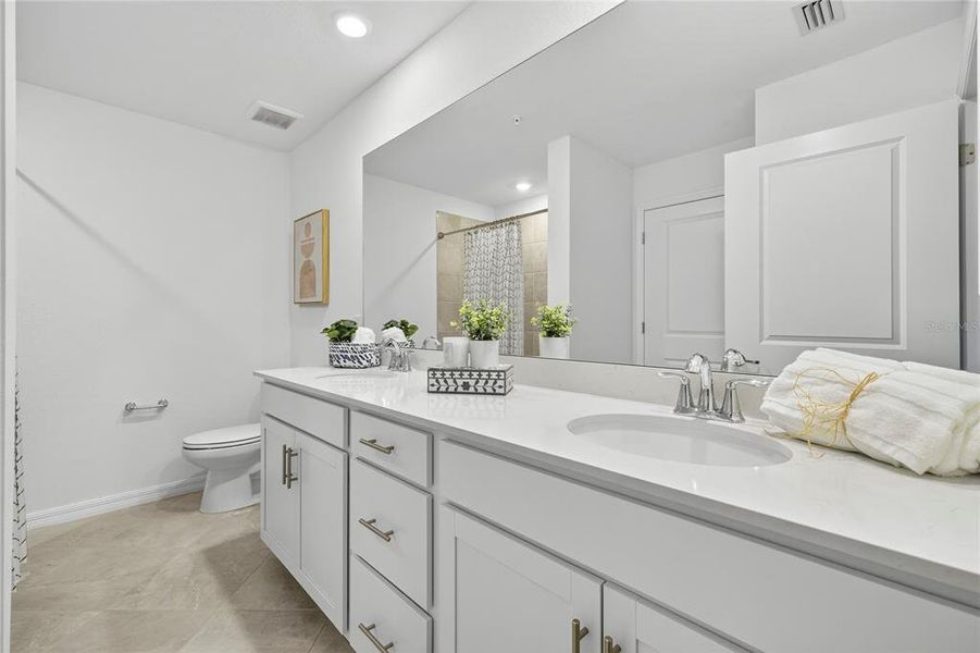Furnished interior view inside a new home in , Punta Gorda (Image 4).