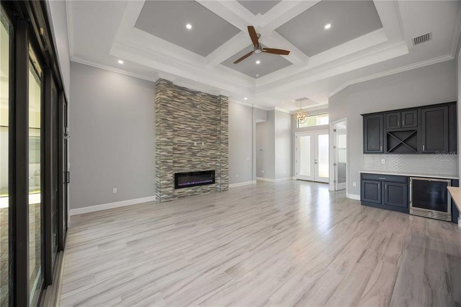 Spacious, unfurnished interior of a new home in , Punta Gorda (Image 33).