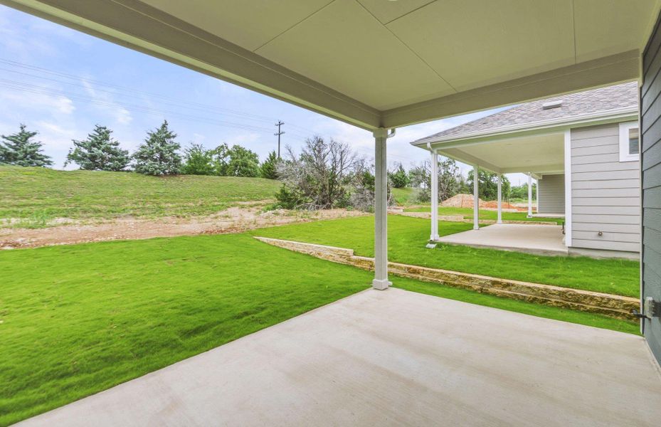 Exterior details and patio area of a home in Sun City Texas, Georgetown (Image 4).