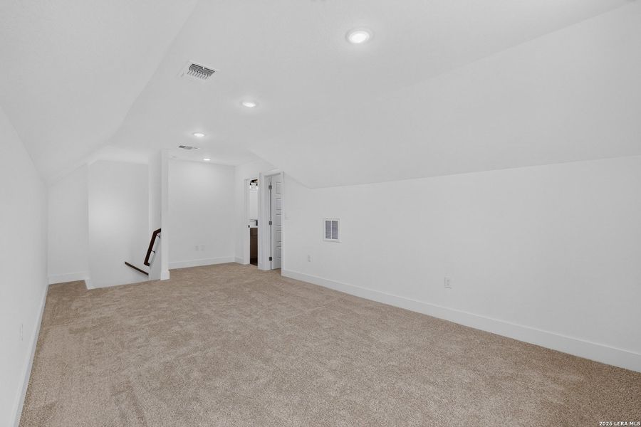 Spacious, unfurnished interior of a new home in , Floresville (Image 34). Spacious, unfurnished interior of a new home in , Floresville (Image 34).