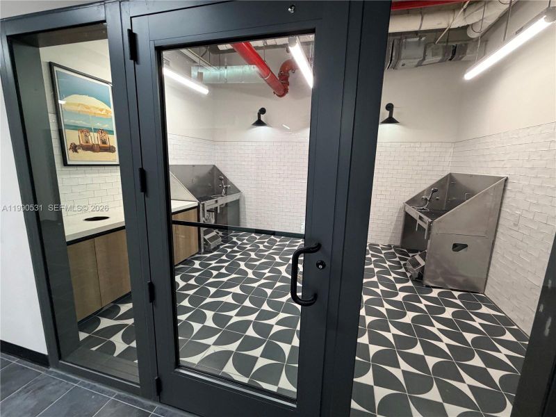 Image 63 of a home in .