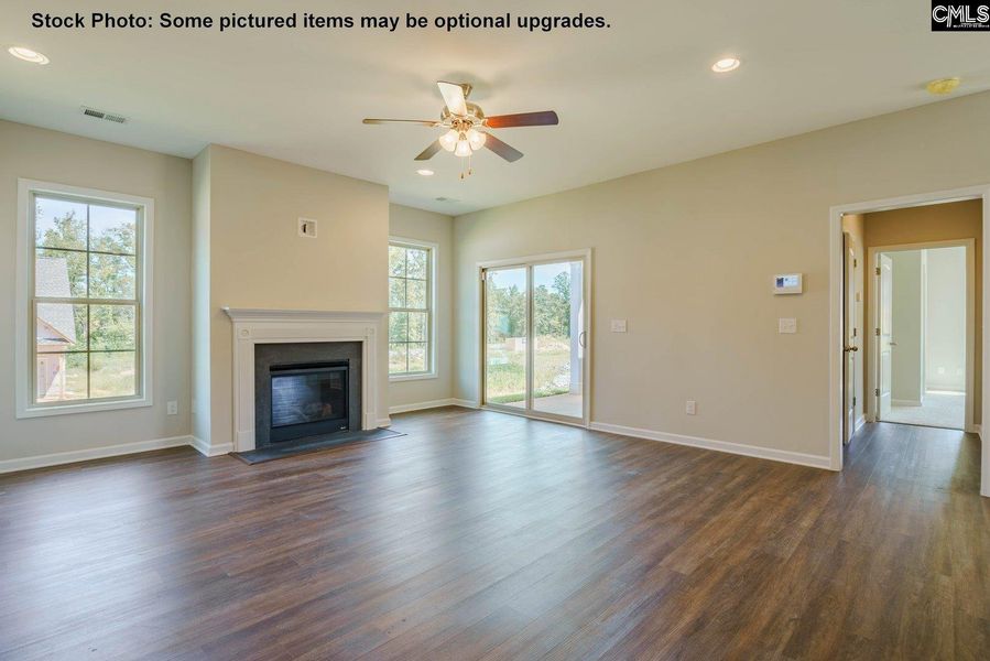 Spacious, unfurnished interior of a new home in Cottages at Roofs Pond, West Columbia (Image 12).