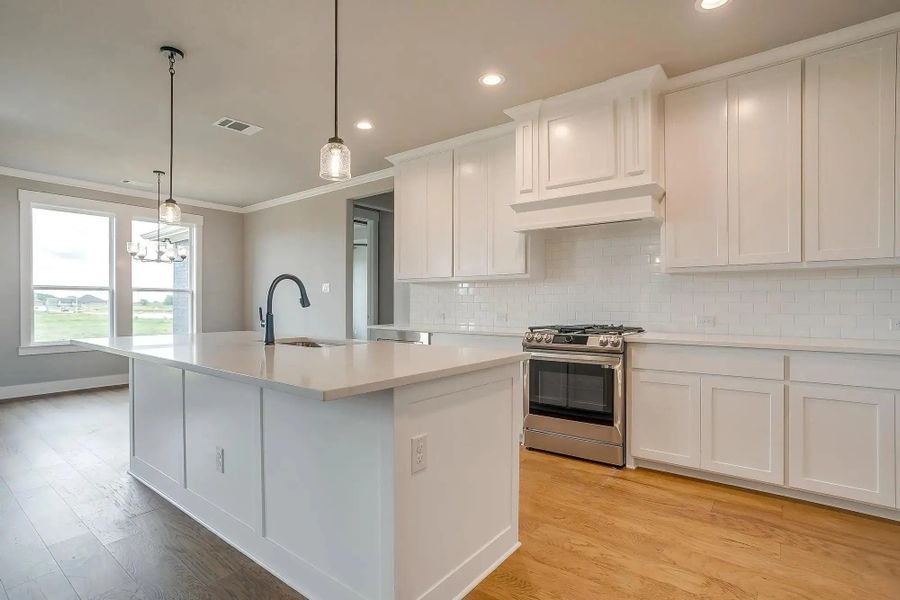 Representative furnished interior of a home built from the The Macy by Elmwood Custom Homes in Tuscan Estates, Waxahachie (Image 16). Representative furnished interior of a home built from the The Macy by Elmwood Custom Homes in Tuscan Estates, Waxahachie (Image 16).