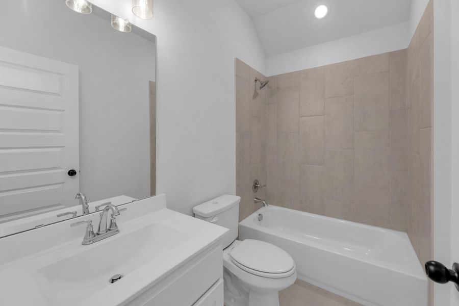 Furnished interior view inside a new home in Nolina, Georgetown (Image 11).