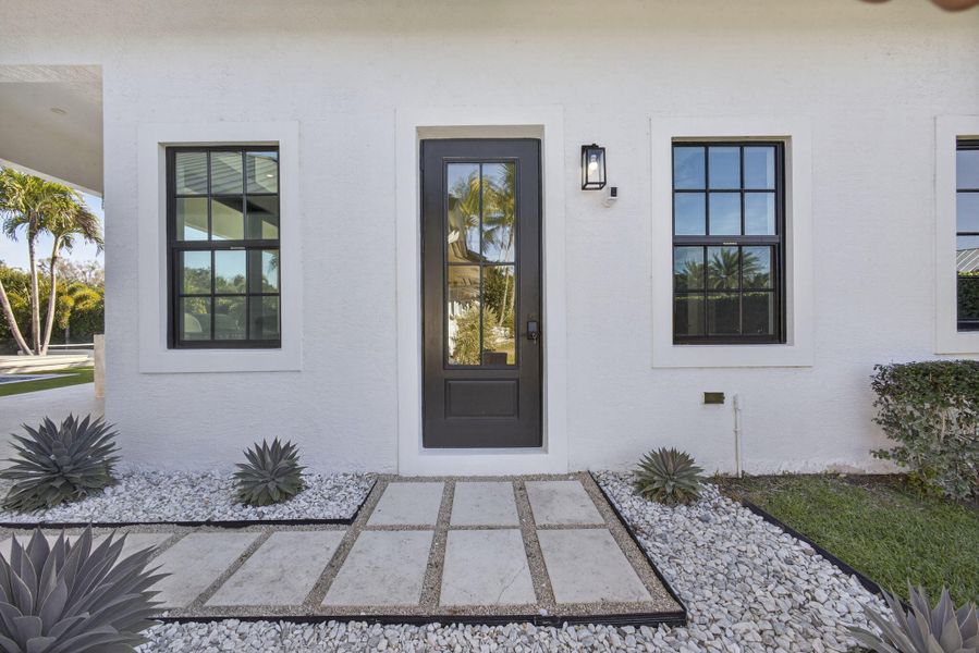 93-web-or-mls-BS1A4475