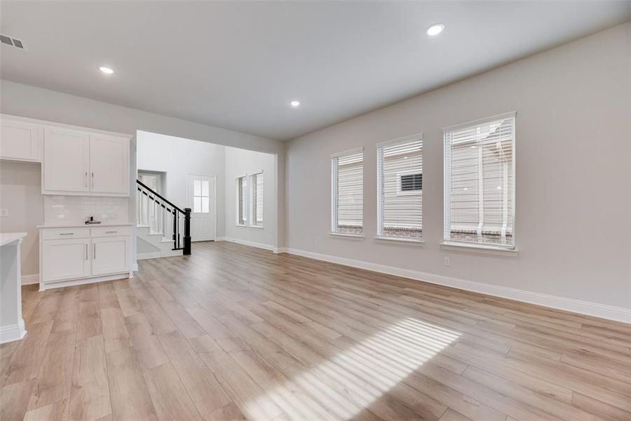 Image 32 of a home in Bayside.