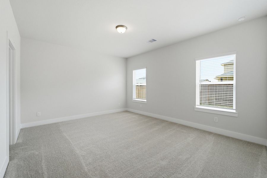 Spacious, unfurnished interior of a new home in Bluestem, Brookshire (Image 21).