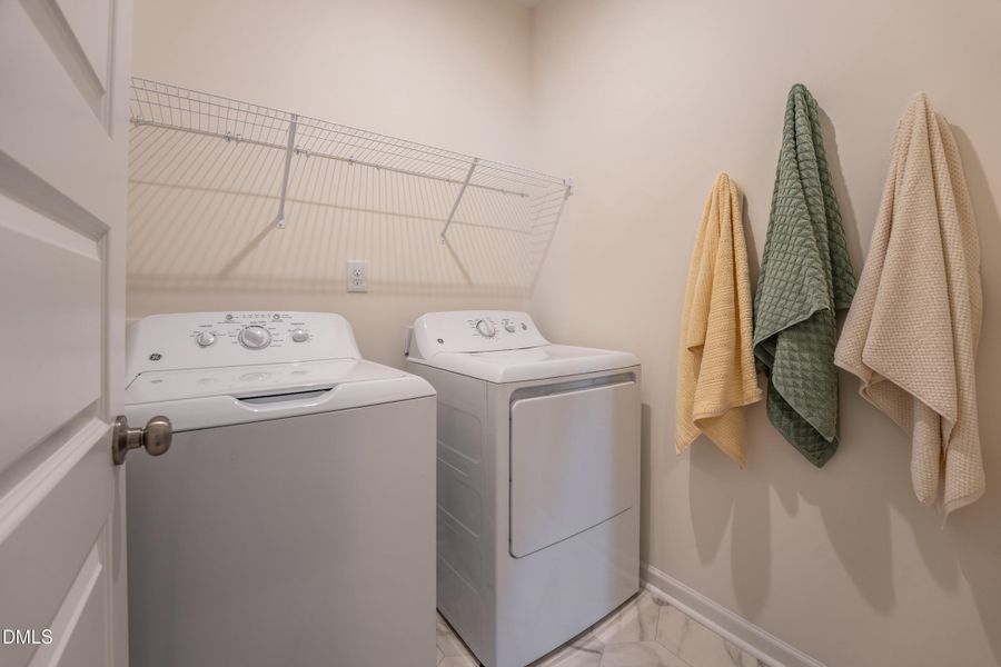 5 HHHunt Homes Maxwell - First Floor Lau